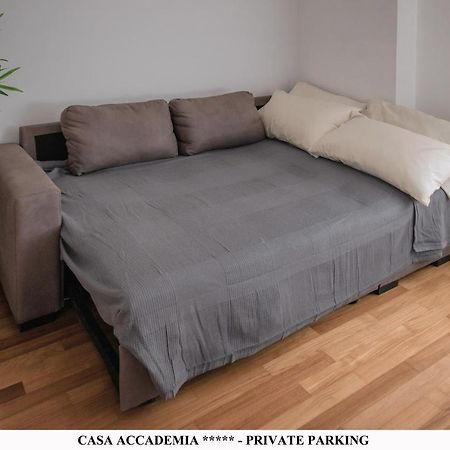 Elegante Casa Accademia ***** - Private Parking Livorno Exterior photo