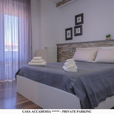 Elegante Casa Accademia ***** - Private Parking Livorno Exterior photo