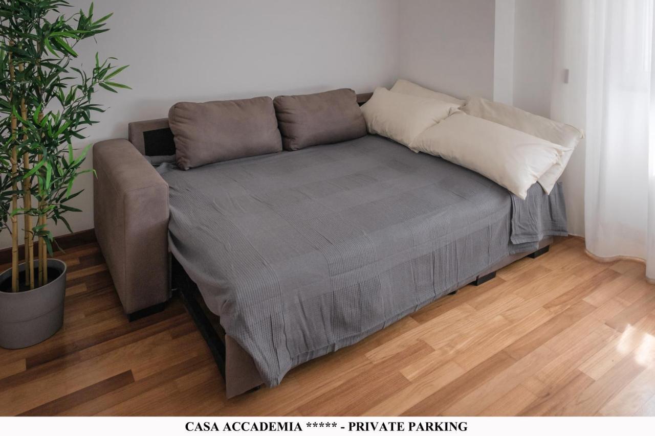 Elegante Casa Accademia ***** - Private Parking Livorno Exterior photo
